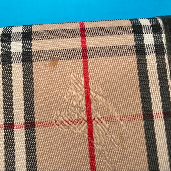 Burberry Beige and Black Plaid Wallet - Picture 6 of 8